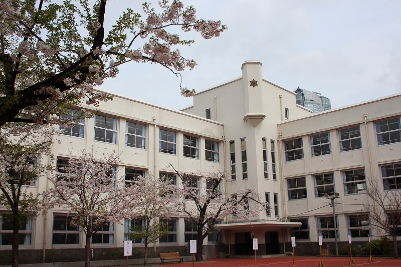 麻布中学校 校舎