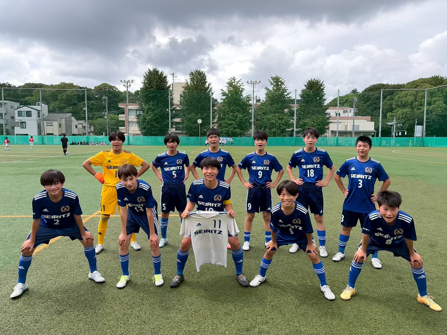 成立学園中学校 ユニフォーム